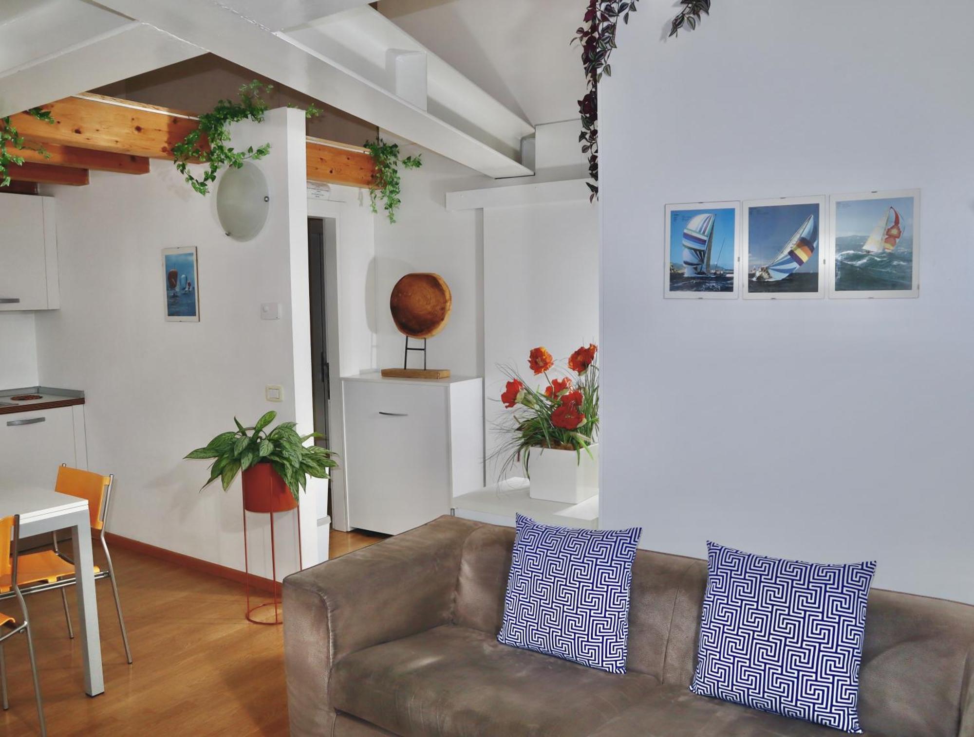 Windshouse Apartments Torbole Sul Garda Exterior foto